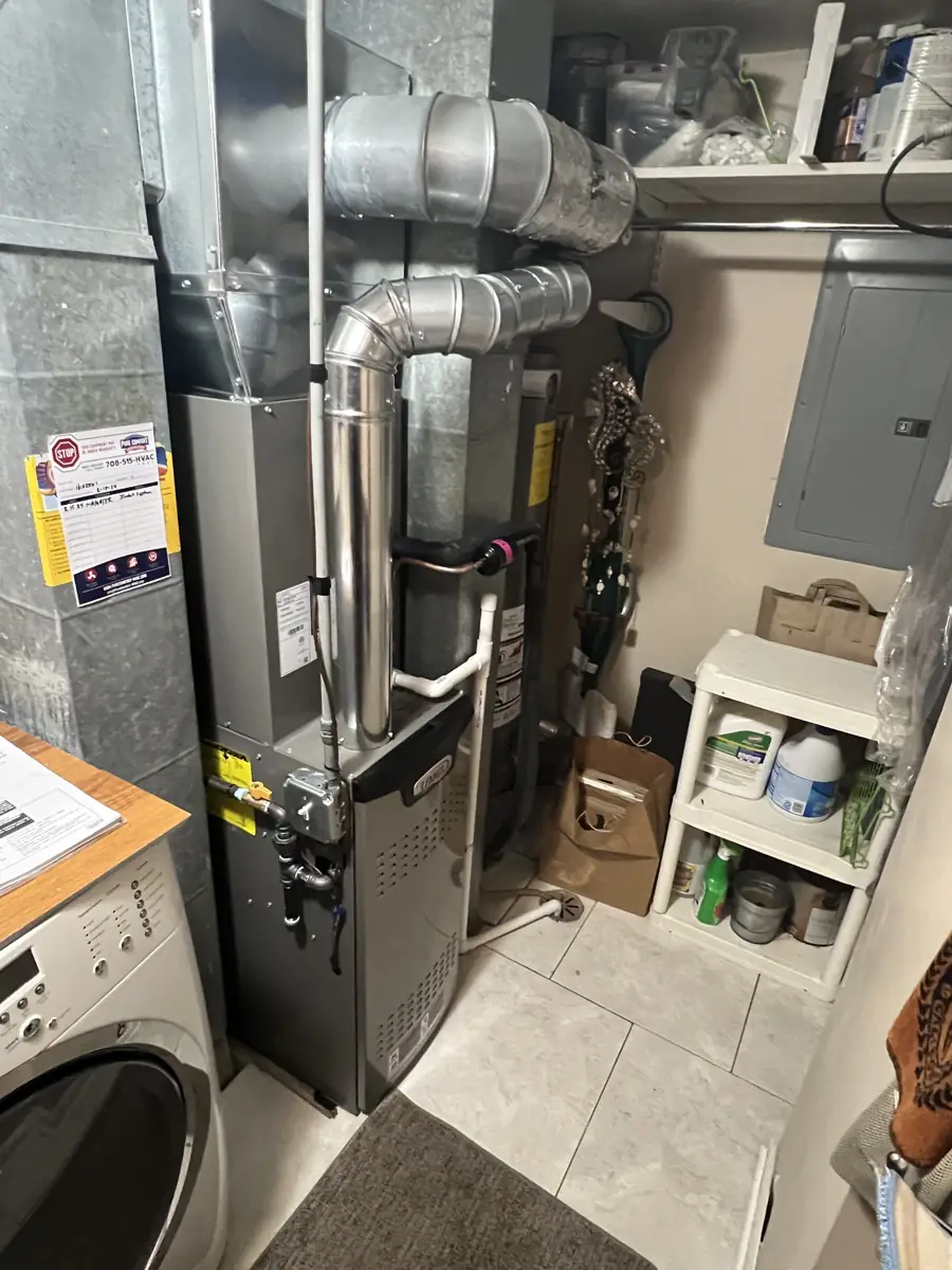 New Lennox furnace and coil installed in a tight laundry room in Carol Stream, IL