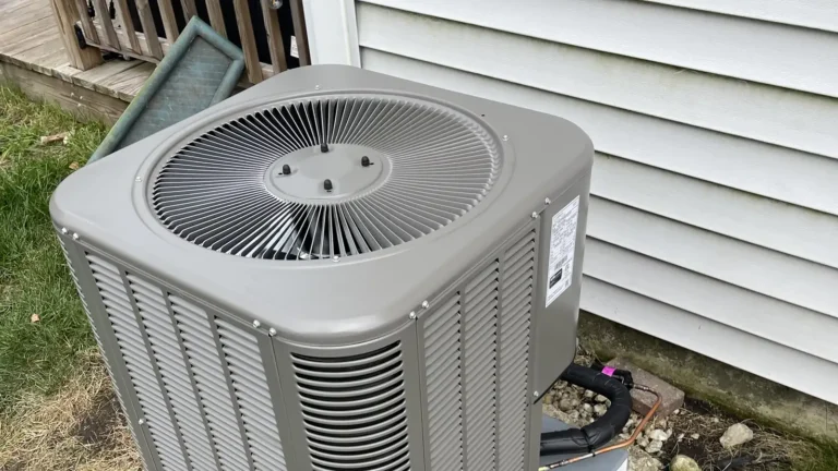 New Lennox air conditioner installed by Pure Comfort at an Algonquin, IL home
